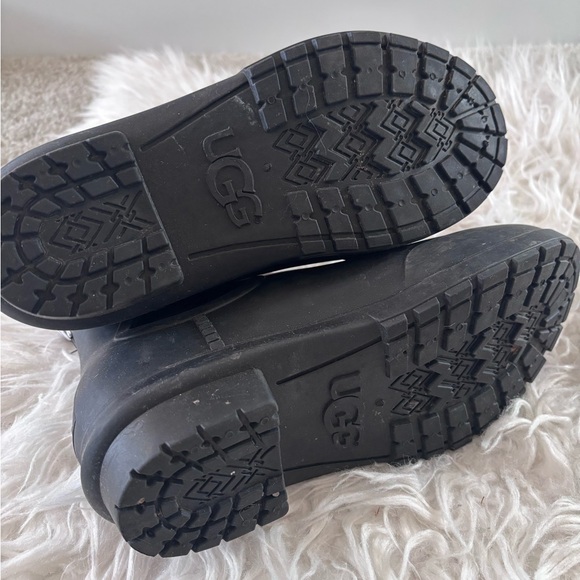 UGG Chelsea Rainboots - Picture 2 of 4